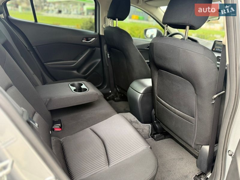 Седан Mazda 3 2016 в Харькове фото 31 Седан Mazda 3 2016 в Харькове