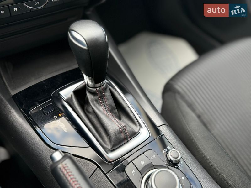 Седан Mazda 3 2016 в Харкові