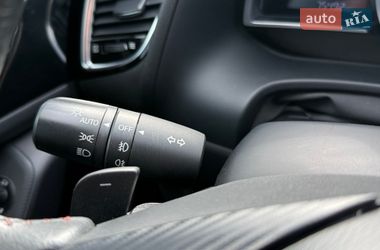 Седан Mazda 3 2016 в Харкові