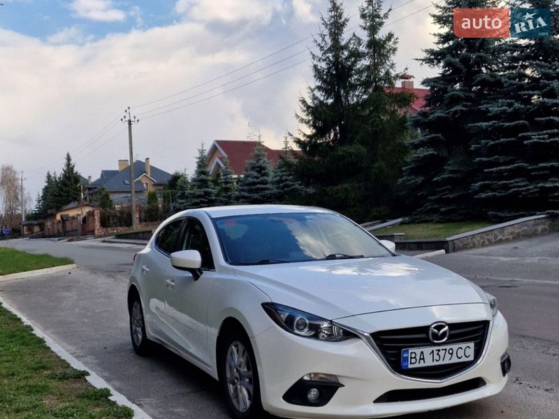 Хетчбек Mazda 3 2015 в Києві фото 8 Хетчбек Mazda 3 2015 в Києві