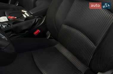 Хэтчбек Mazda 3 2016 в Городке