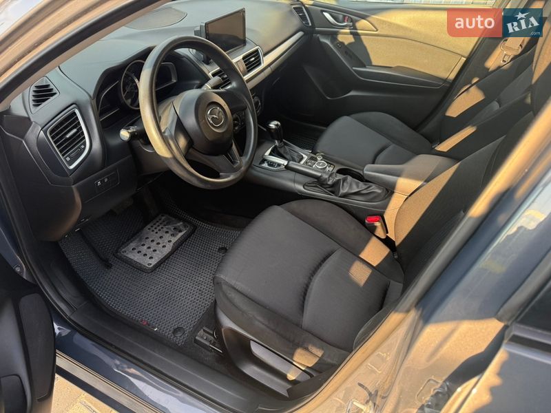 Седан Mazda 3 2014 в Києві