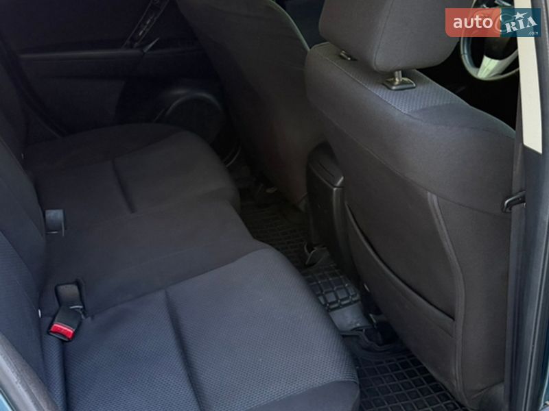 Седан Mazda 3 2010 в Запорожье