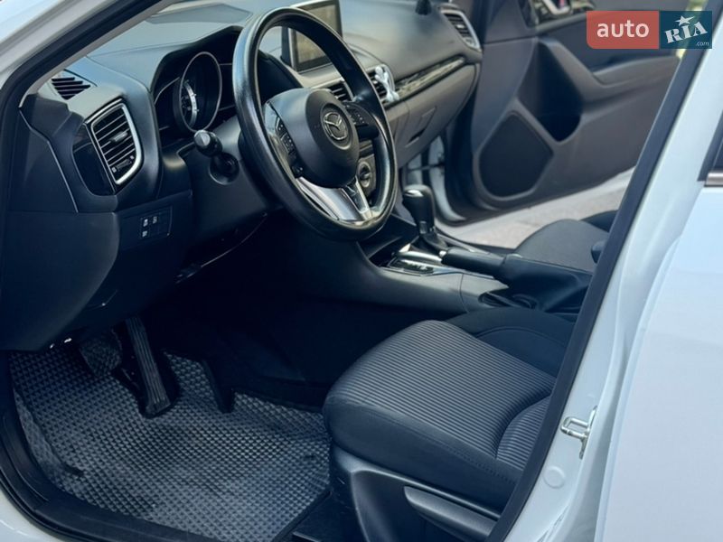 Хэтчбек Mazda 3 2016 в Виннице фото 10 Хэтчбек Mazda 3 2016 в Виннице