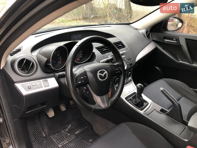 Хэтчбек Mazda 3 2010 в Галиче фото 17 Хэтчбек Mazda 3 2010 в Галиче