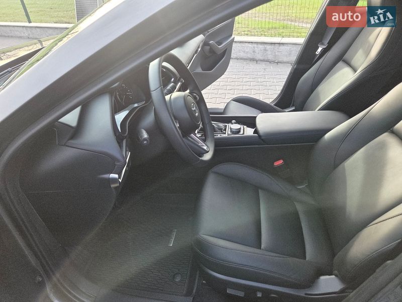 Хетчбек Mazda 3 2024 в Києві