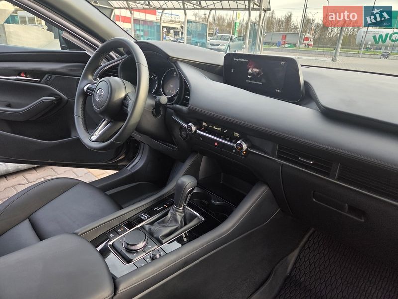 Хетчбек Mazda 3 2024 в Києві
