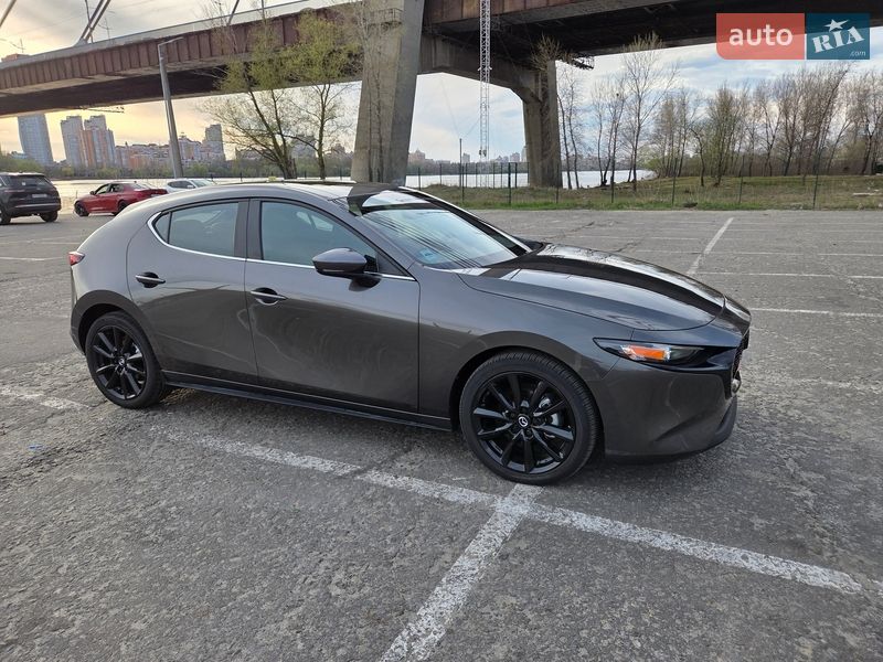 Хетчбек Mazda 3 2024 в Києві