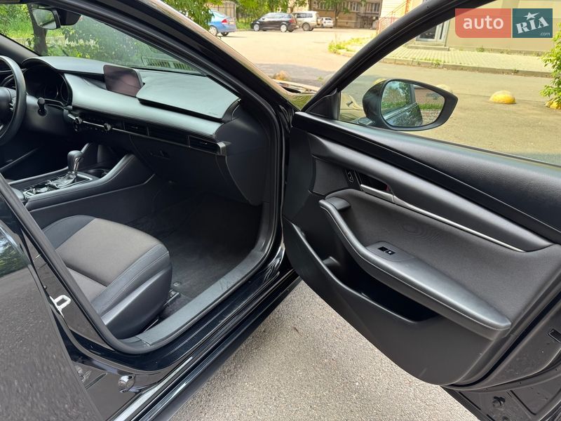 Хэтчбек Mazda 3 2022 в Харькове