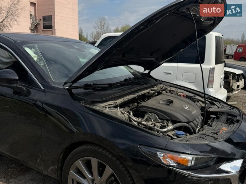 Седан Mazda 3 2020 в Киеве