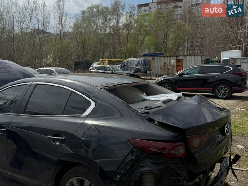 Седан Mazda 3 2020 в Киеве