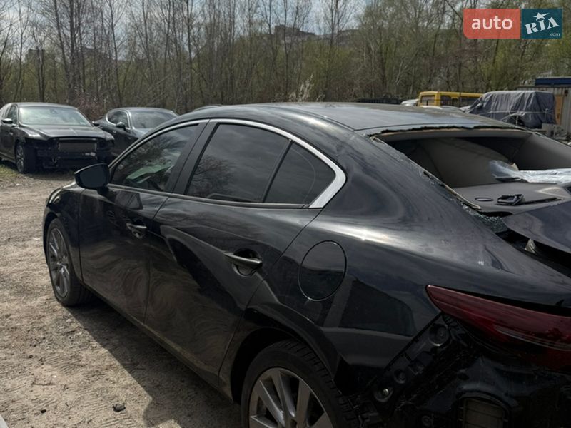 Седан Mazda 3 2020 в Киеве