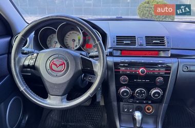 Седан Mazda 3 2008 в Черновцах