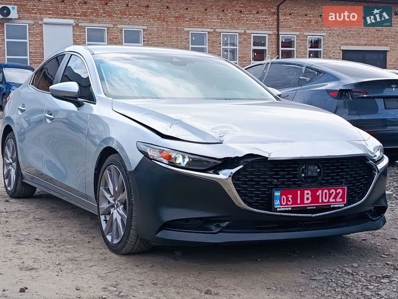Седан Mazda 3 2019 в Луцке