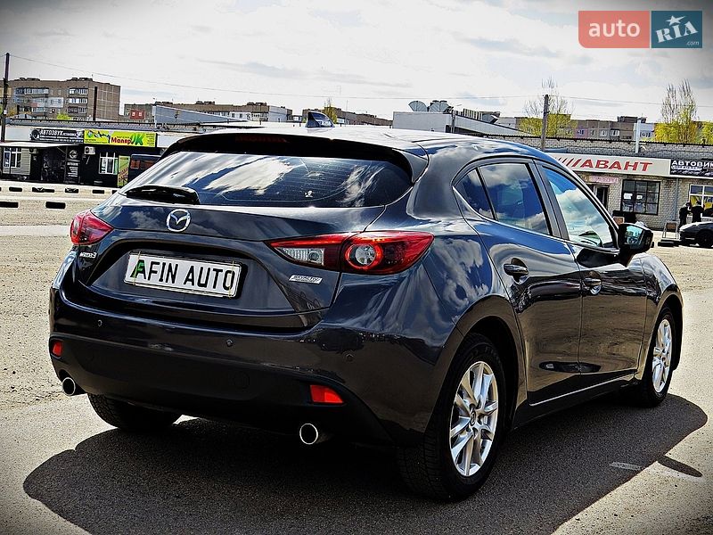 Хэтчбек Mazda 3 2015 в Черкассах
