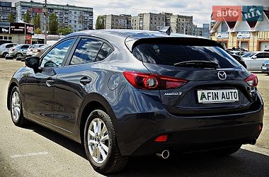 Хэтчбек Mazda 3 2015 в Черкассах
