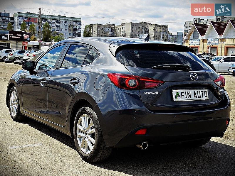 Хэтчбек Mazda 3 2015 в Черкассах