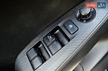Хэтчбек Mazda 3 2015 в Черкассах