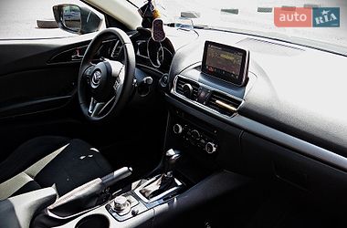 Хэтчбек Mazda 3 2015 в Черкассах