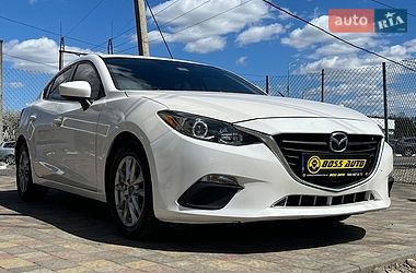 Седан Mazda 3 2016 в Стрые