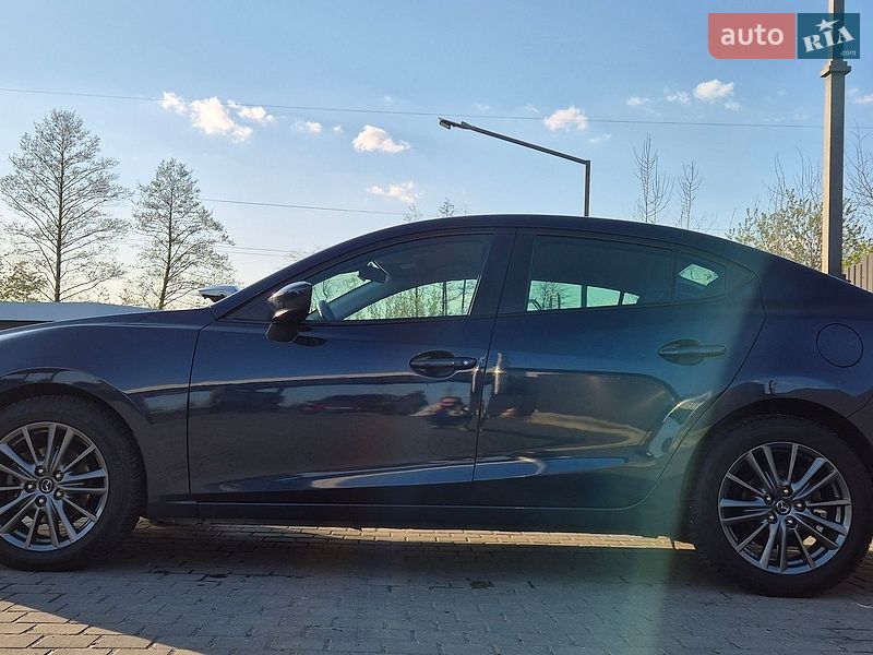 Mazda 3 2018