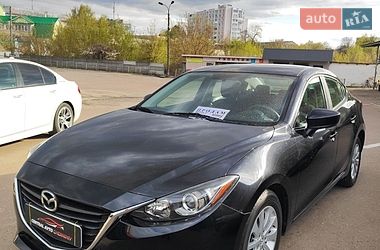Седан Mazda 3 2015 в Чернигове