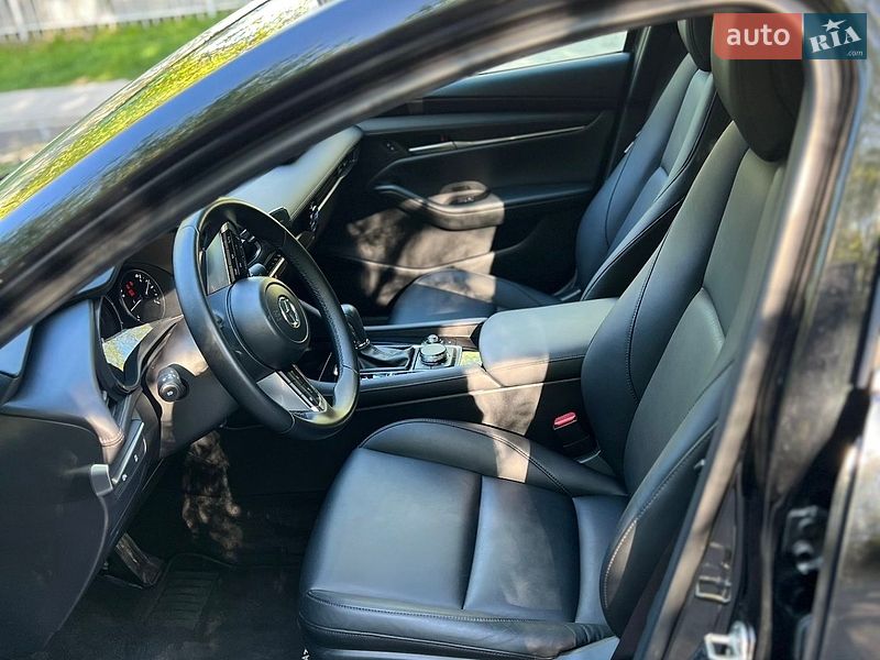 Хетчбек Mazda 3 2024 в Львові