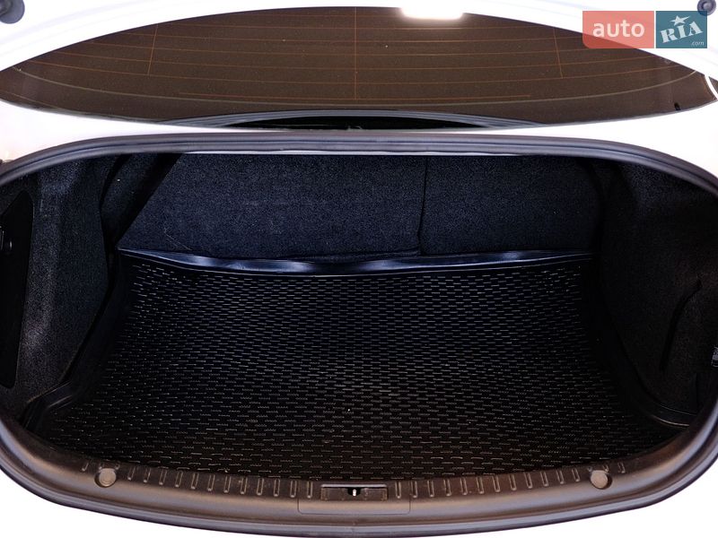 Седан Mazda 3 2012 в Одессе