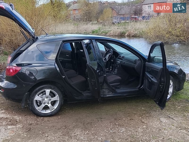 Хетчбек Mazda 3 2004 в Деражні