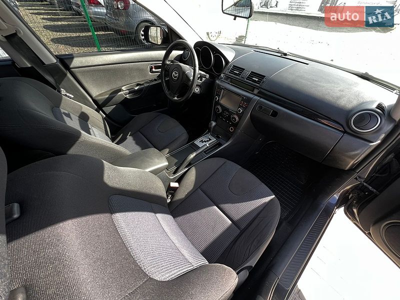 Седан Mazda 3 2005 в Ковеле