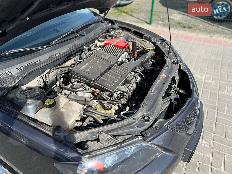 Седан Mazda 3 2005 в Ковеле