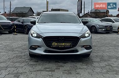 Седан Mazda 3 2017 в Ивано-Франковске