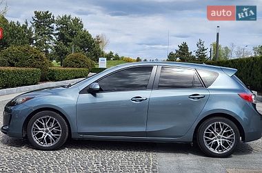 Хэтчбек Mazda 3 2013 в Днепре