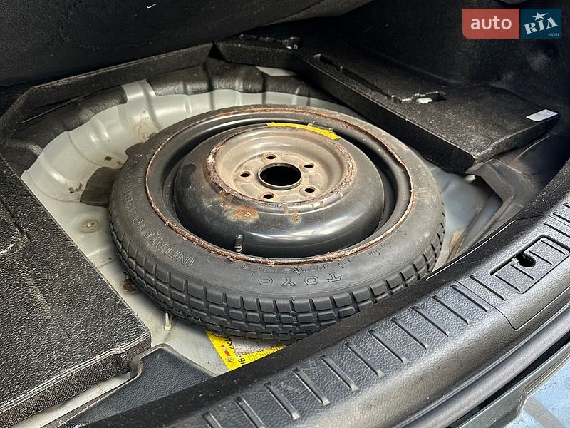 Седан Mazda 3 2012 в Виннице
