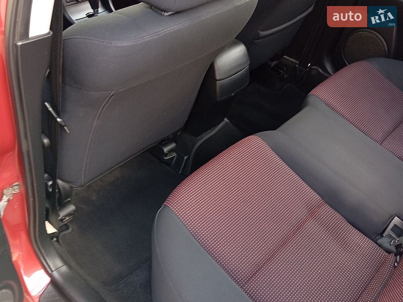Седан Mazda 3 2006 в Кривому Розі