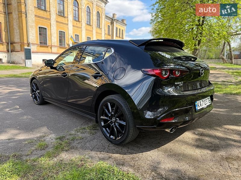 Хэтчбек Mazda 3 2023 в Киеве