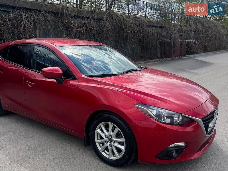 Хэтчбек Mazda 3 2016 в Днепре фото 14 Хэтчбек Mazda 3 2016 в Днепре