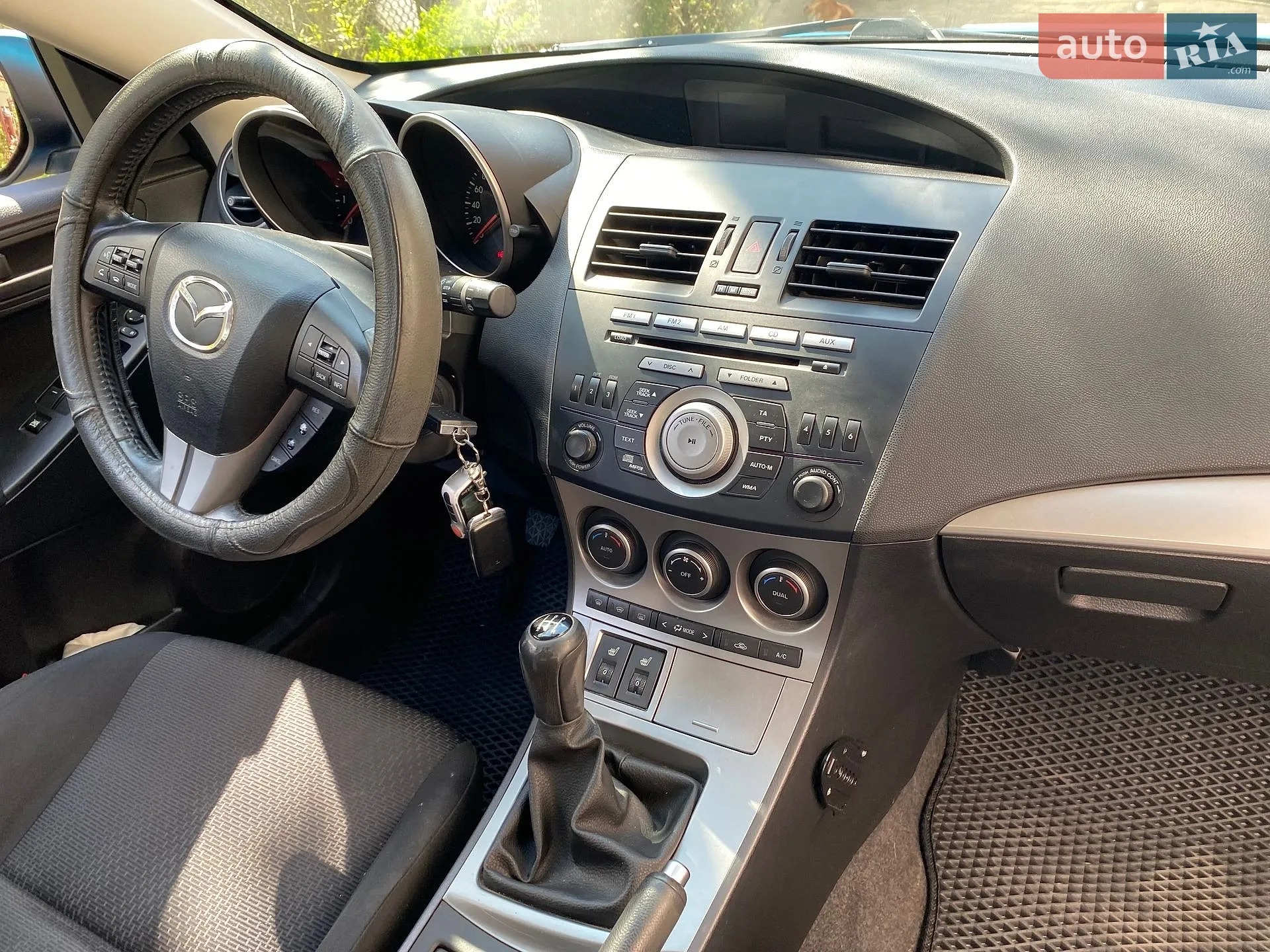 2010 Mazda 3 - мініатюра 15