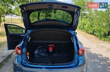 Хетчбек Mazda 3 2018 в Дніпрі фото 4 Хетчбек Mazda 3 2018 в Дніпрі