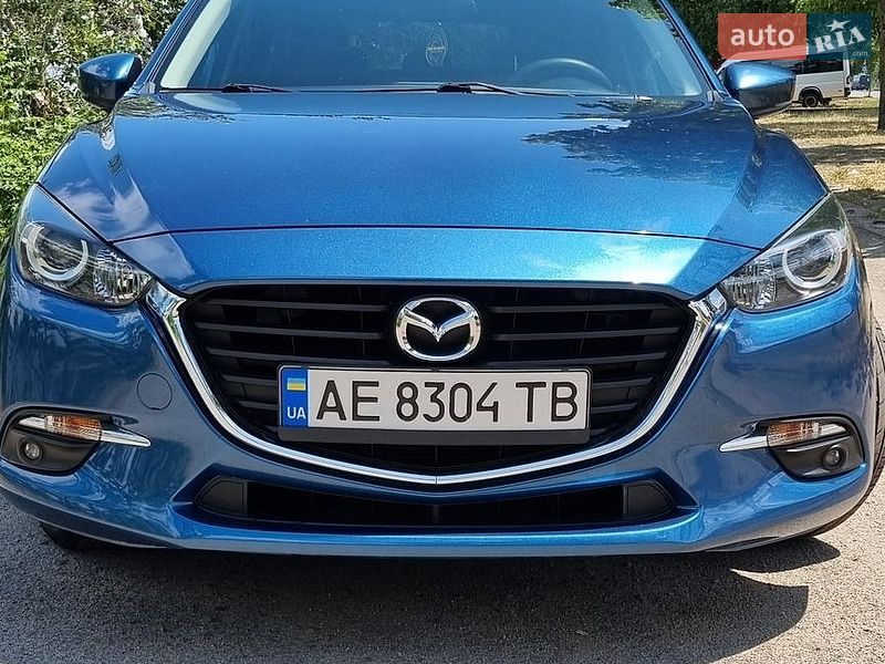 Хетчбек Mazda 3 2018 в Дніпрі фото 5 Хетчбек Mazda 3 2018 в Дніпрі