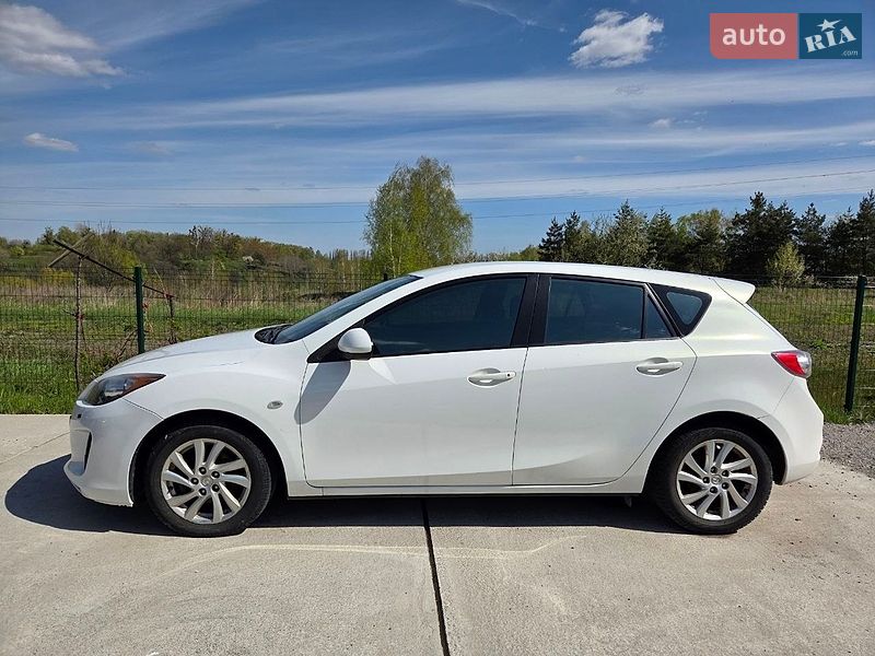 Mazda 3 2012