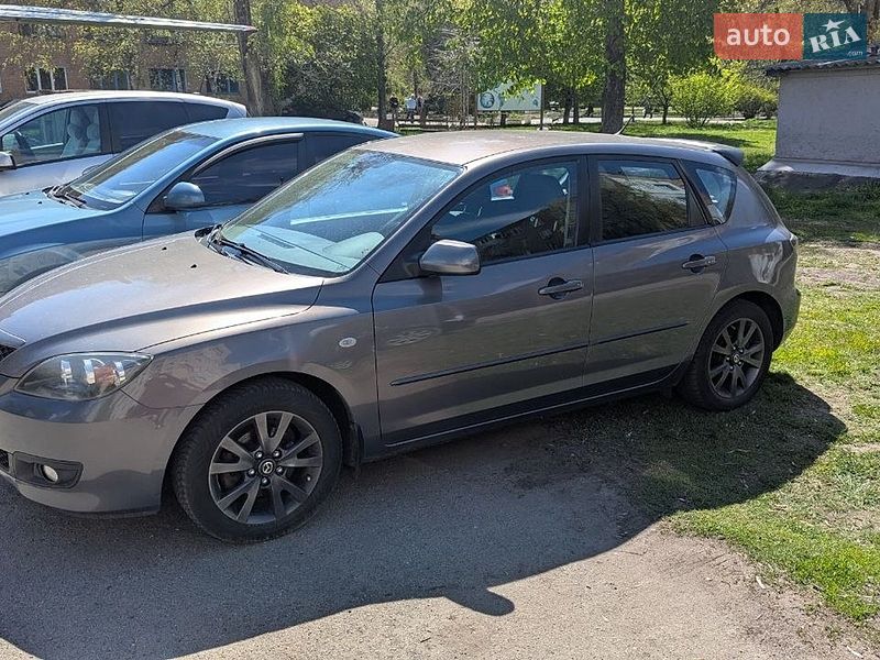 Хэтчбек Mazda 3 2006 в Кропивницком