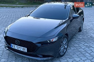 Седан Mazda 3 2022 в Днепре