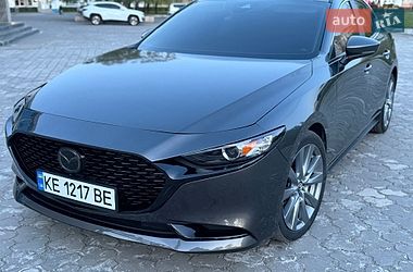 Седан Mazda 3 2022 в Дніпрі