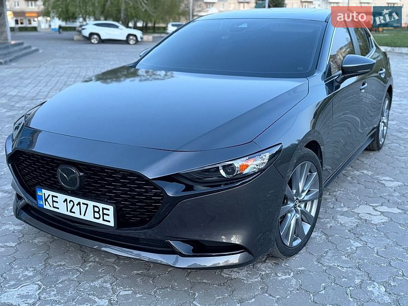 Седан Mazda 3 2022 в Дніпрі