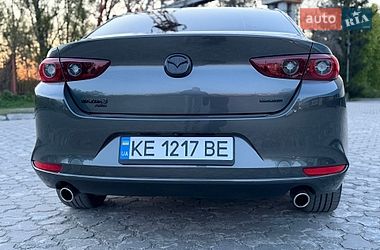 Седан Mazda 3 2022 в Дніпрі