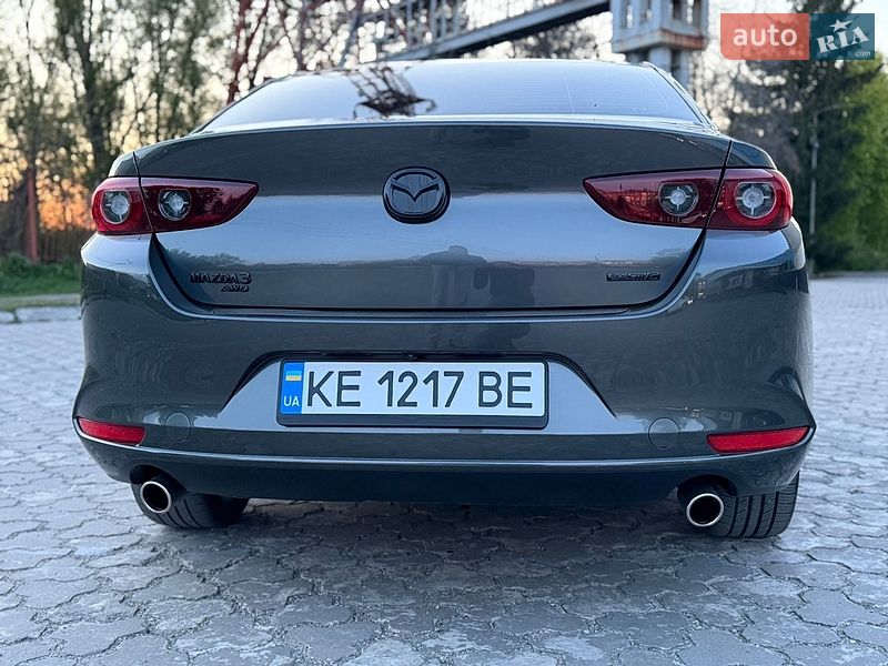 Седан Mazda 3 2022 в Дніпрі