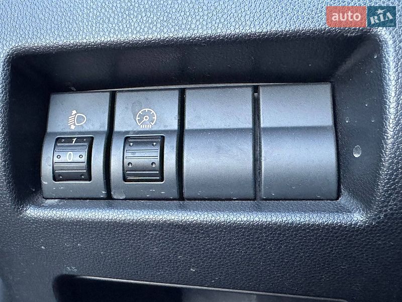Седан Mazda 3 2007 в Києві