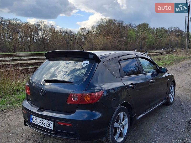 Хэтчбек Mazda 3 2004 в Чернигове