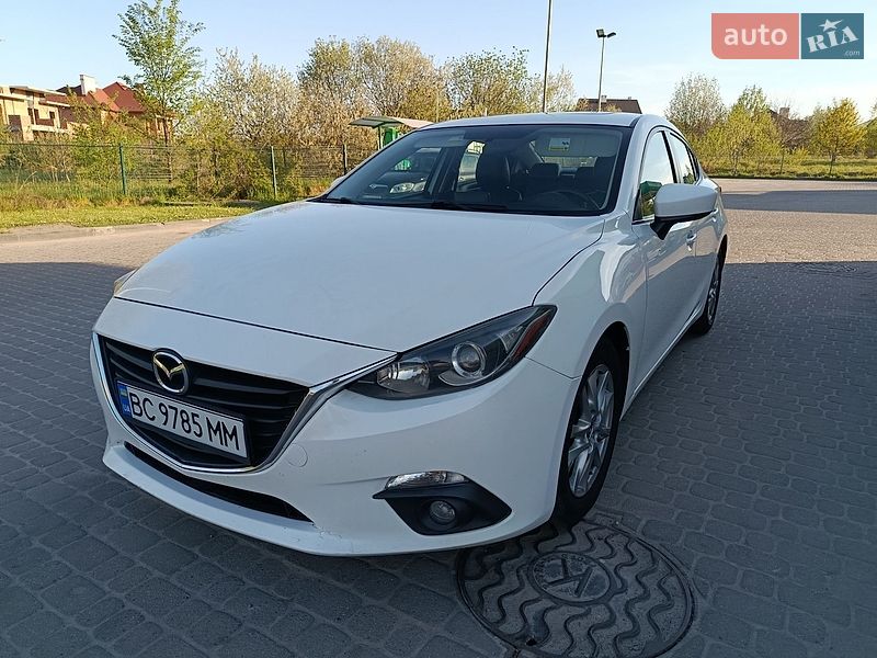 Седан Mazda 3 2014 в Львове